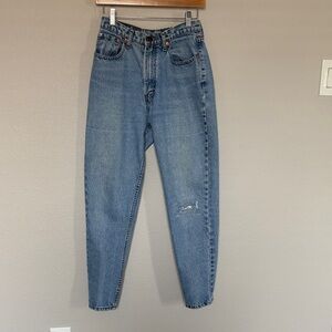 Vintage Jordache 100% Cotton Tapered-Leg Light Wash Denim Jeans Size 11/12